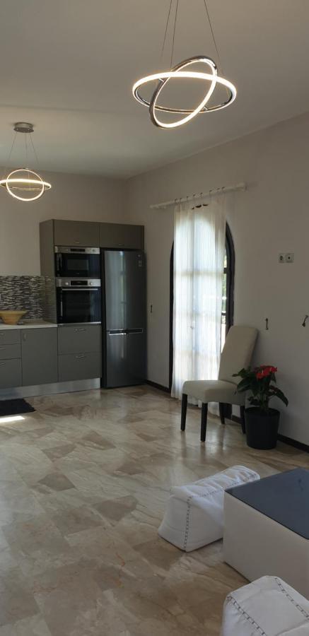 Angela Apartments Pool Gardens And Sea Views Agios Stefanos Avliotes  Dış mekan fotoğraf