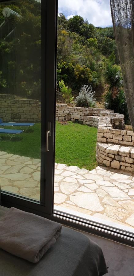 Angela Apartments Pool Gardens And Sea Views Agios Stefanos Avliotes  Dış mekan fotoğraf