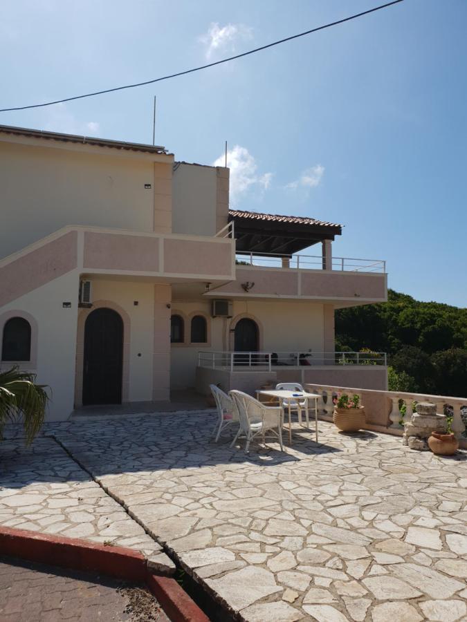 Angela Apartments Pool Gardens And Sea Views Agios Stefanos Avliotes  Dış mekan fotoğraf